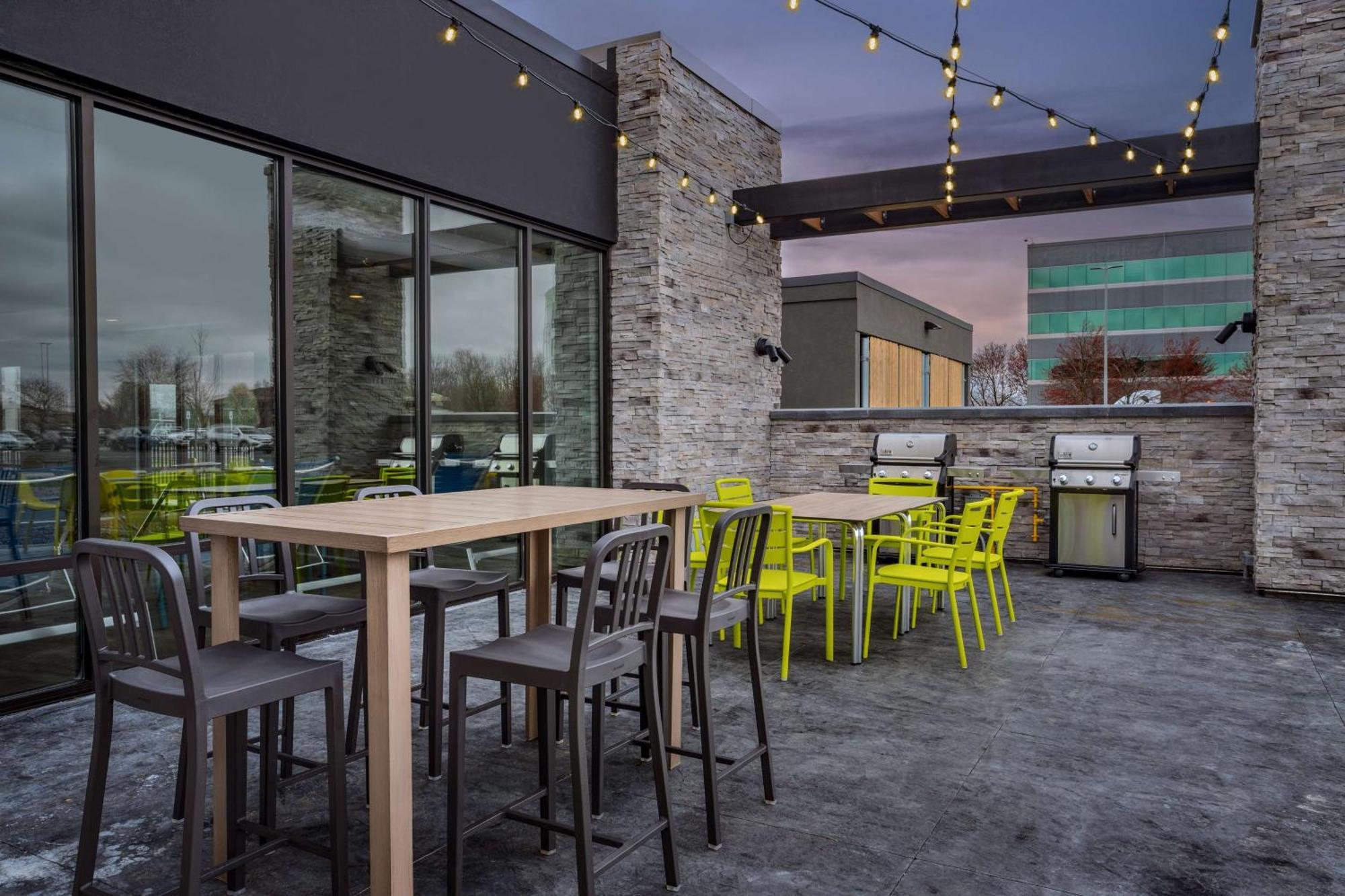 Home2 Suites By Hilton Indianapolis North At Intech Park Eksteriør billede