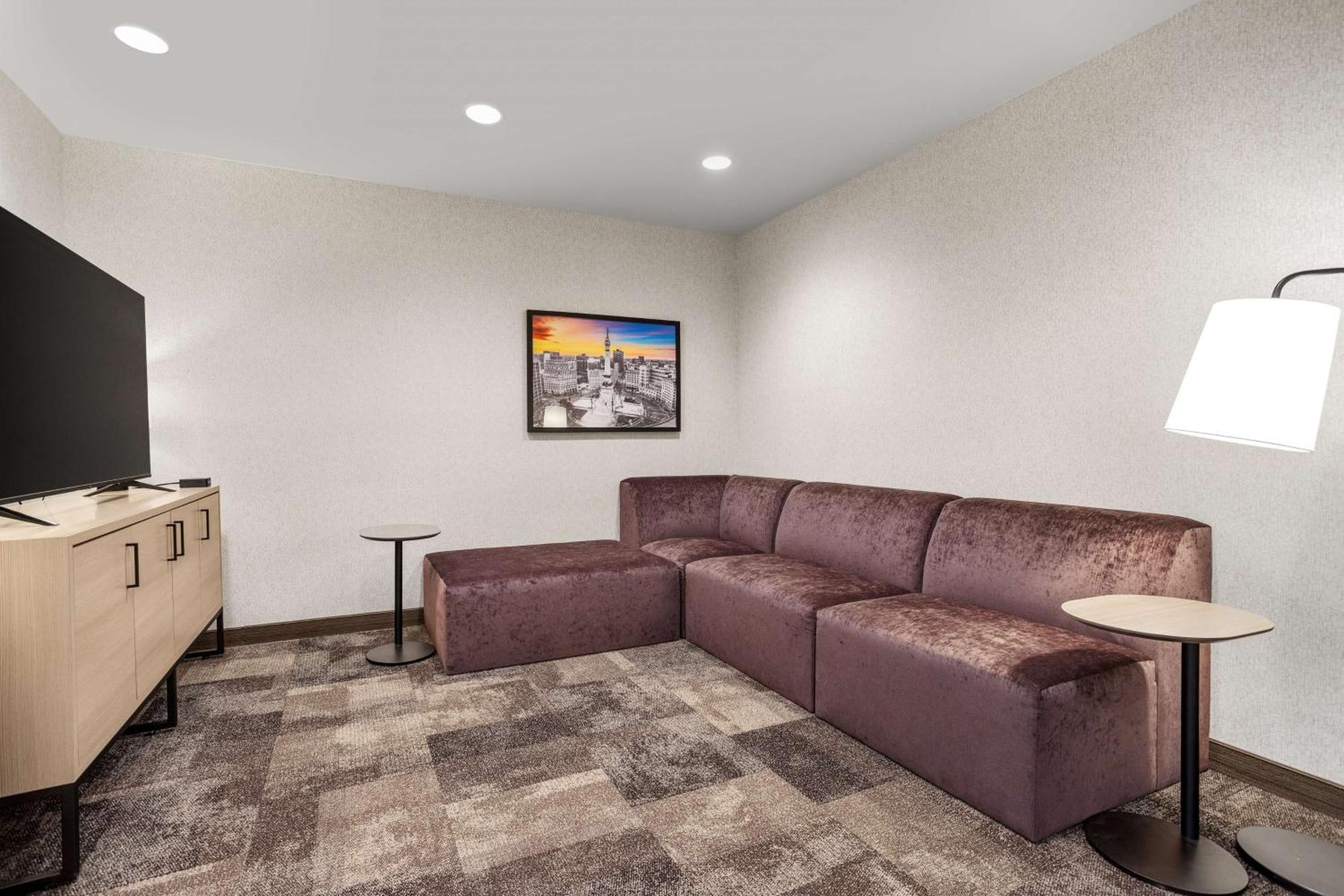 Home2 Suites By Hilton Indianapolis North At Intech Park Eksteriør billede
